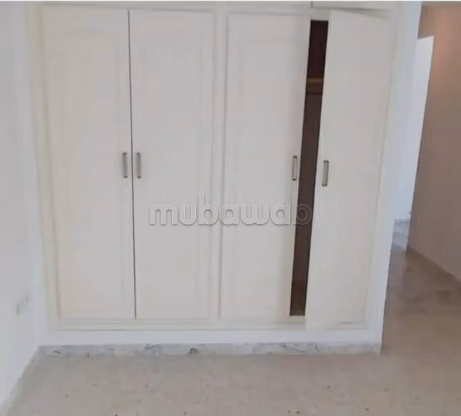 Great apartment for rent in Aouina. 2 rooms. Reinforced door and double glazing