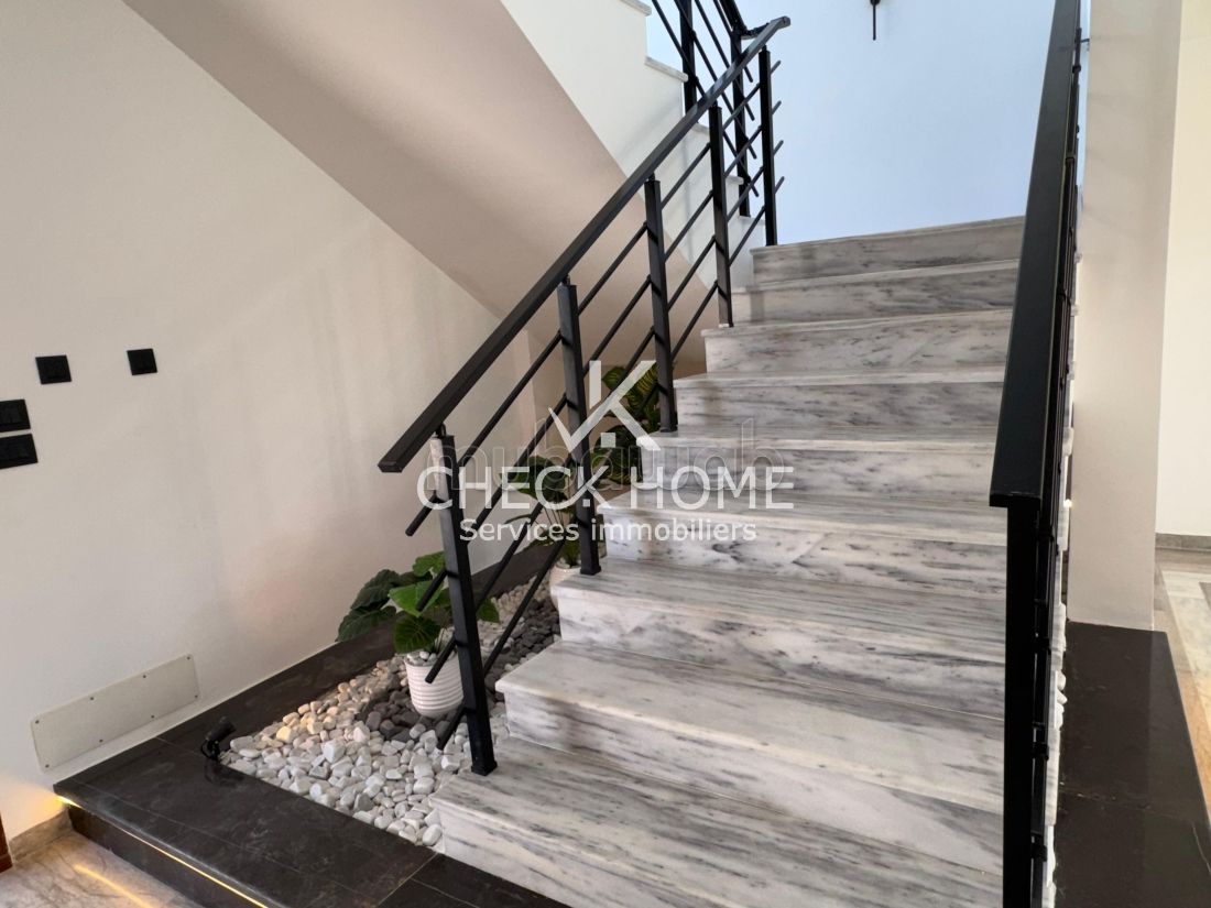 Villa à vendre menchar hammamet