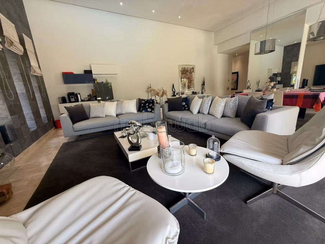 Bouskoura/Casadiaa Villa vide plain pied 400m² Piscine
