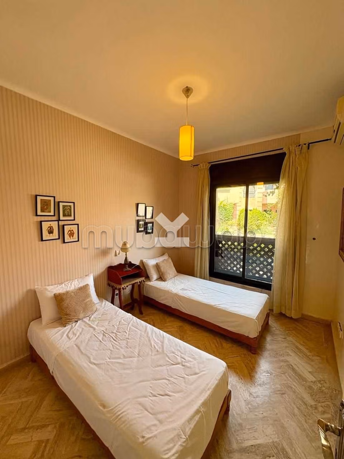 Apartment for sale. Surface area 165 m². Well furnished