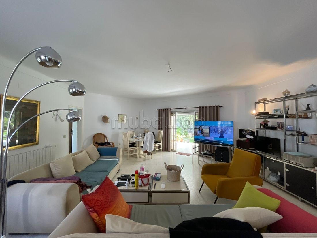 Villa s8 avec piscine et jardin