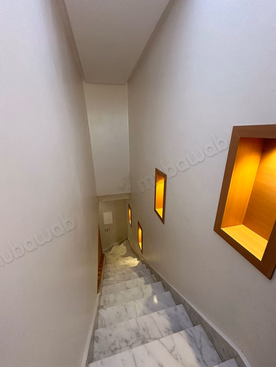 Splendido appartamento in affitto a Achakar. Superficie totale 100 m². Ammobiliato