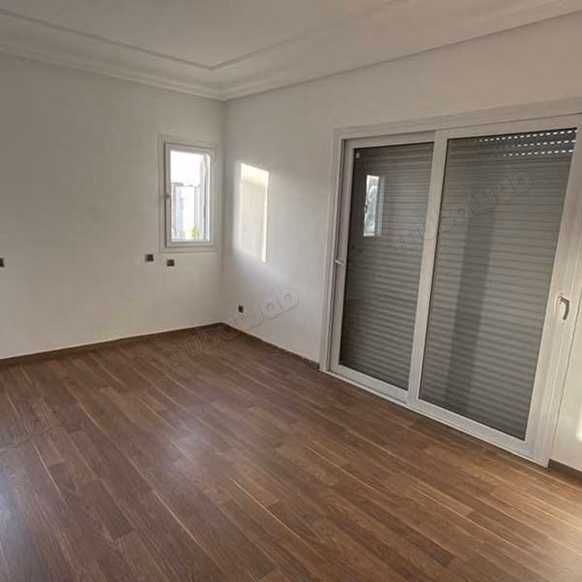 Luxury villa for sale in Bouskoura Ville. 7 rooms. Green areas, Parking spaces for cars