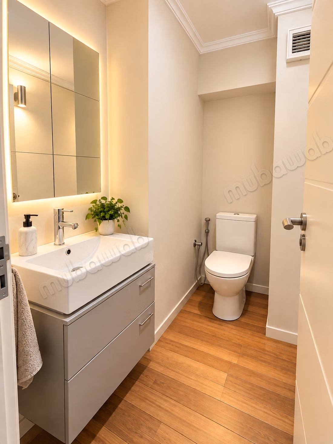 Ufficio in affitto a Bourgogne Ouest. Superficie 79 m². Posto auto e terrazzo
