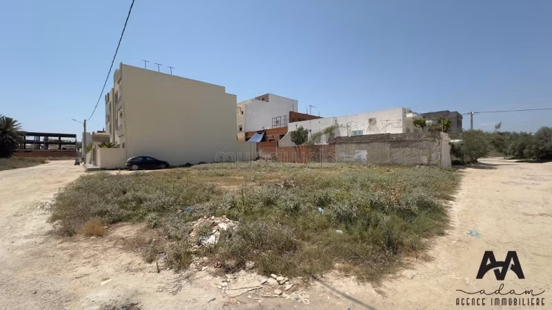 Bel terreno in vendita a Beni Khiar. Superficie 492 m²