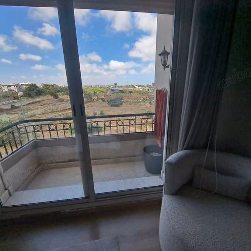 Find an apartment to buy in Oasis. 5 large rooms. Furnished