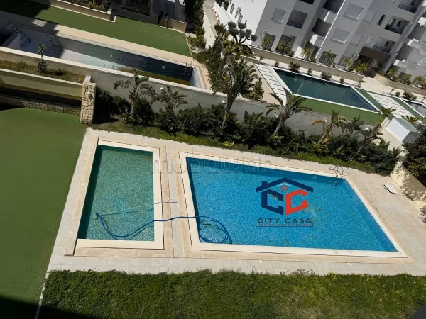 S1 Vue Piscine à Vendre