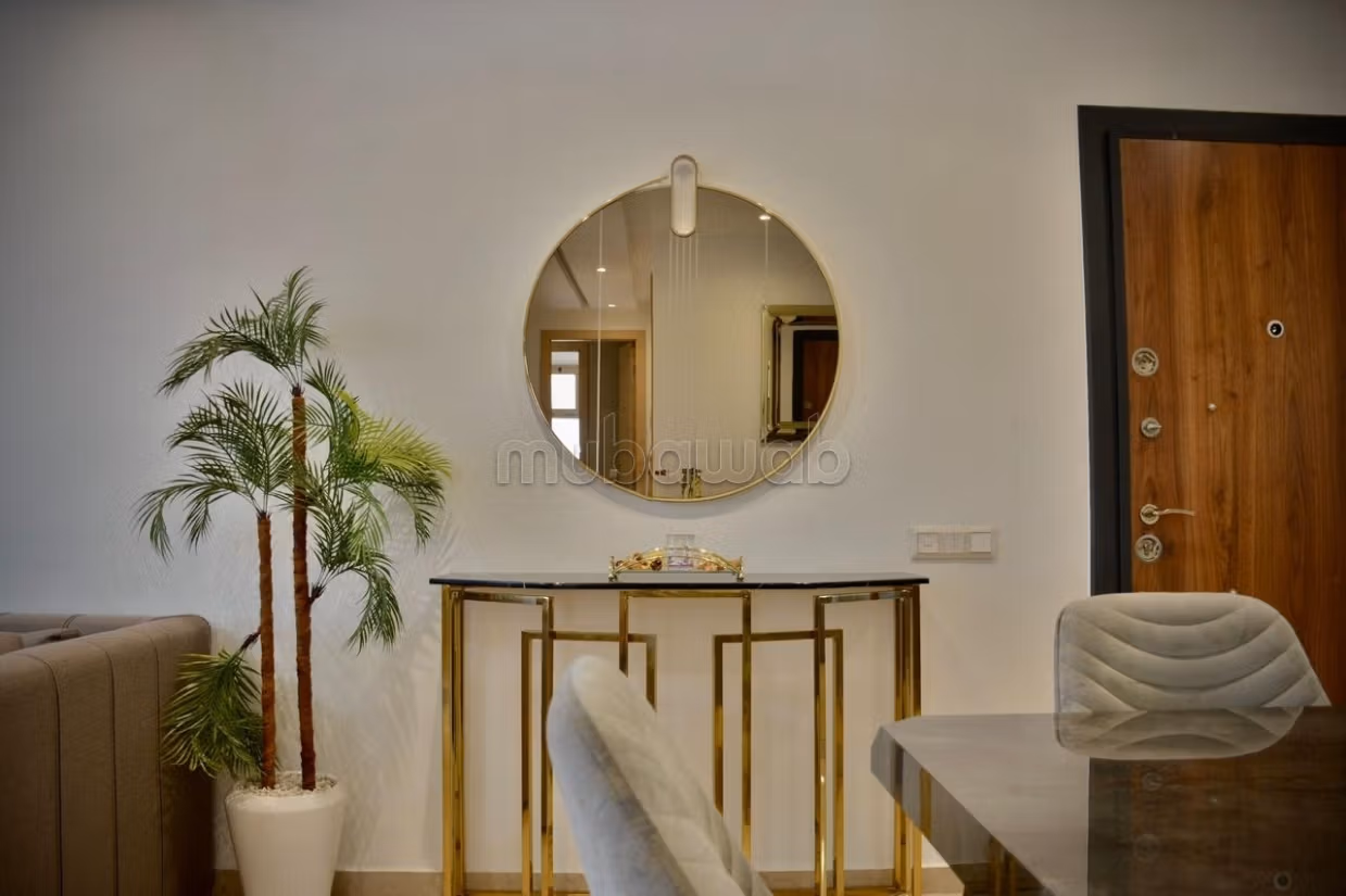 Very nice apartment for rent in Boulevard Med 6.2 rooms. Furnishings