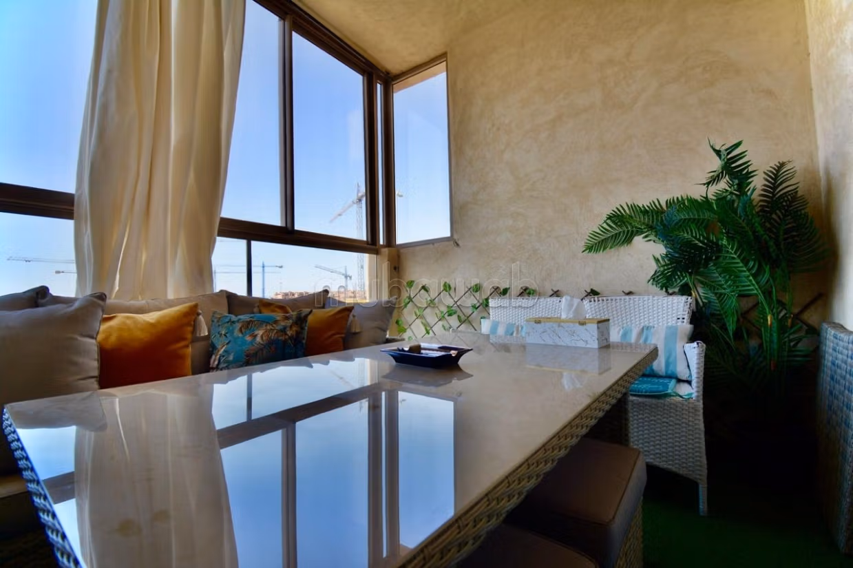 Very nice apartment for rent in Boulevard Med 6.2 rooms. Furnishings