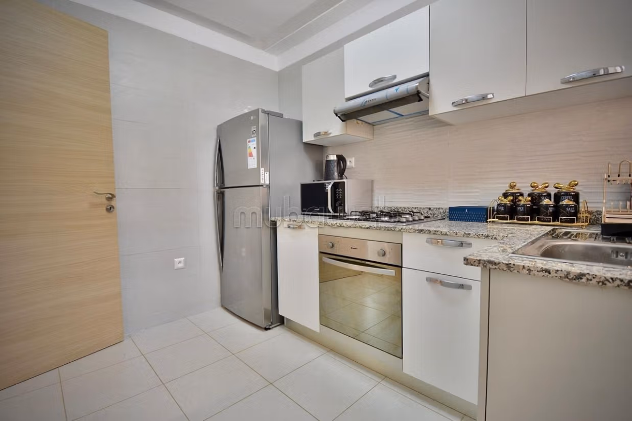 Very nice apartment for rent in Boulevard Med 6.2 rooms. Furnishings
