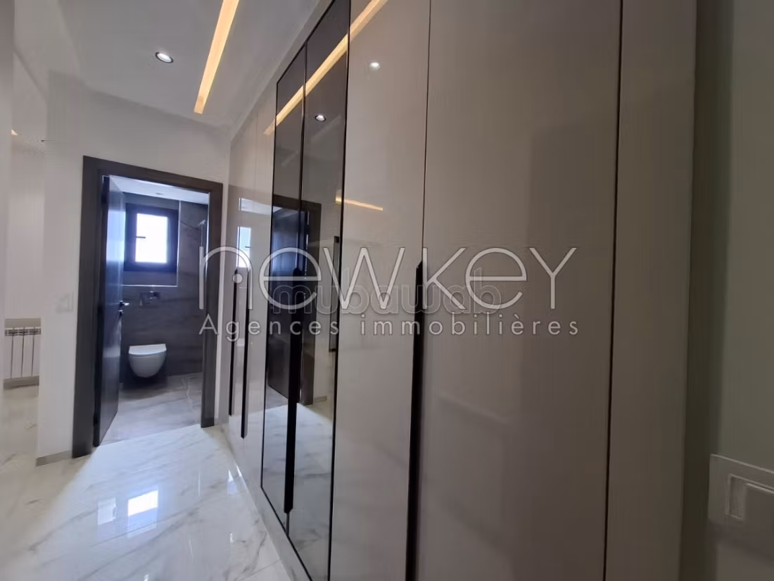 Appartement S3 avec jardin à La Soukra