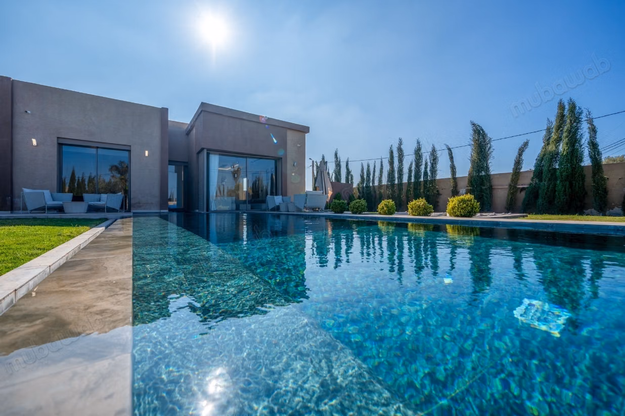 Villa en vente a route d'amezmiz