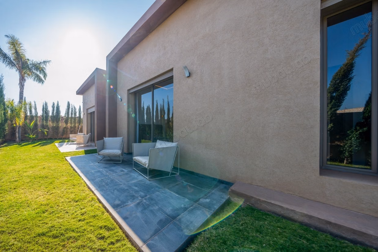 Villa en vente a route d'amezmiz
