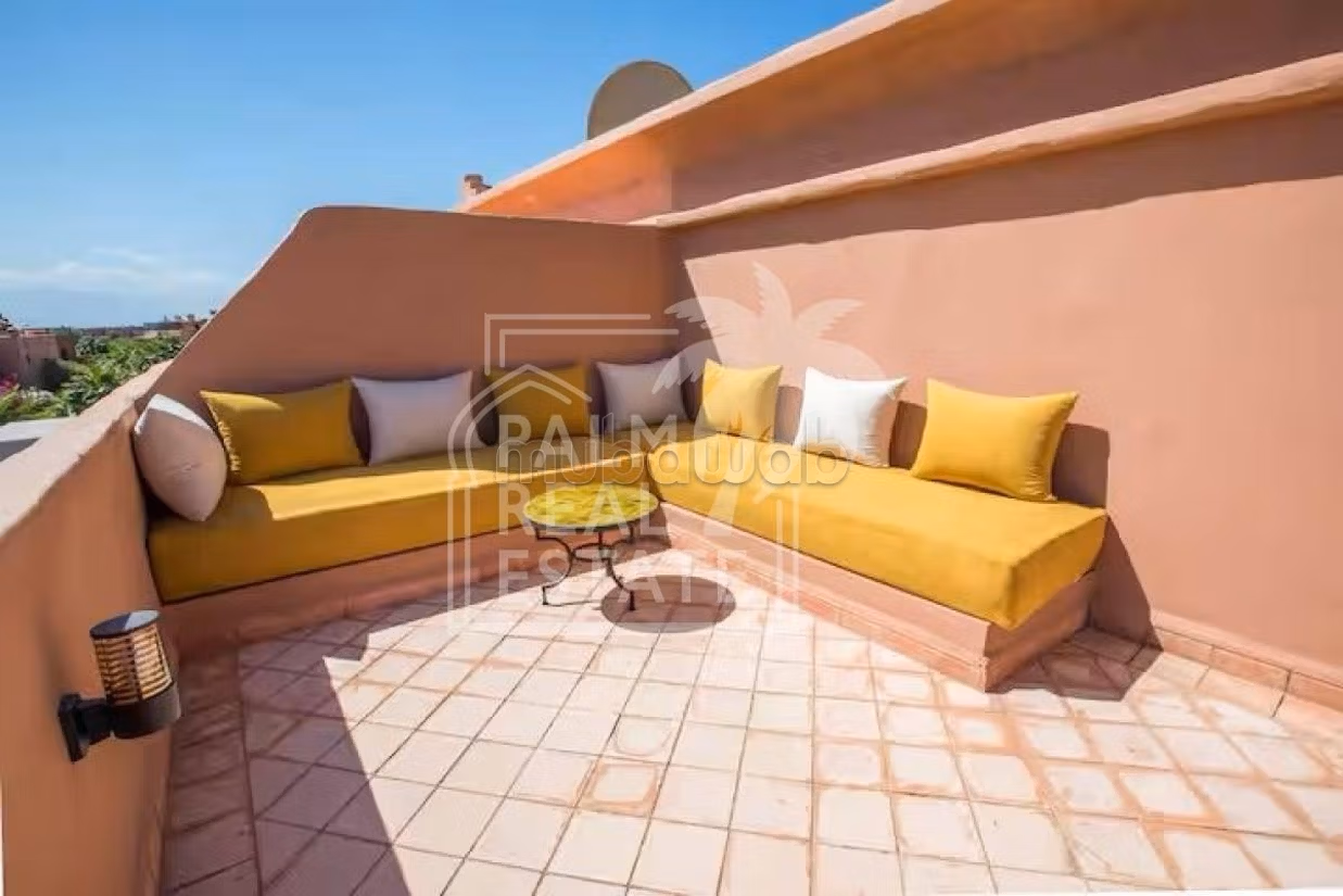Kopen: villa's en luxe woningen in Route de Fez. 4 Ruimtes. Terras en garage