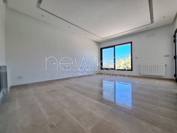 Etage de Villa S3 à louer à La Soukra