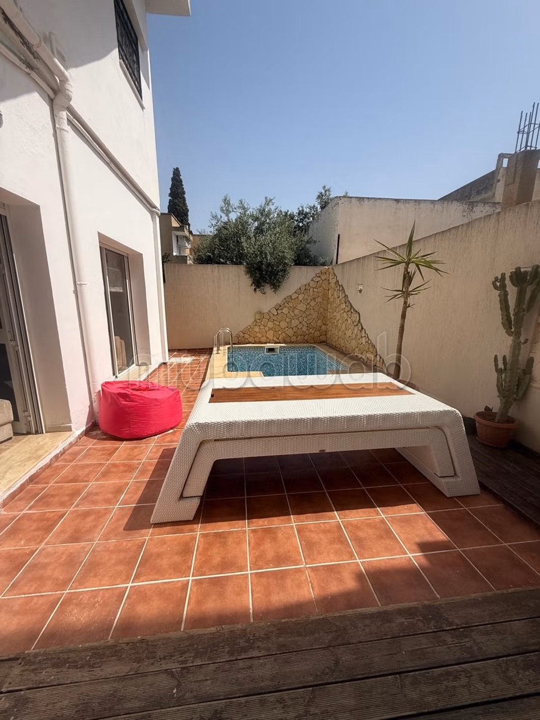 Splendido appartamento da acquistare a Ariana. Superficie 110 m². Garage e terrazzo