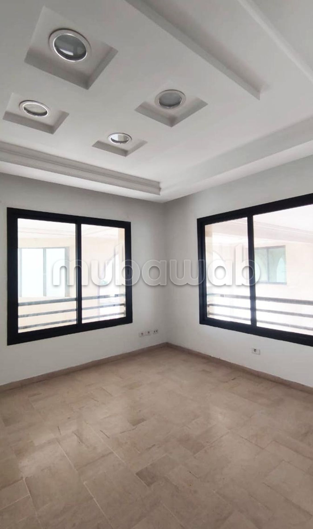 A louer Bureau au LAC 1