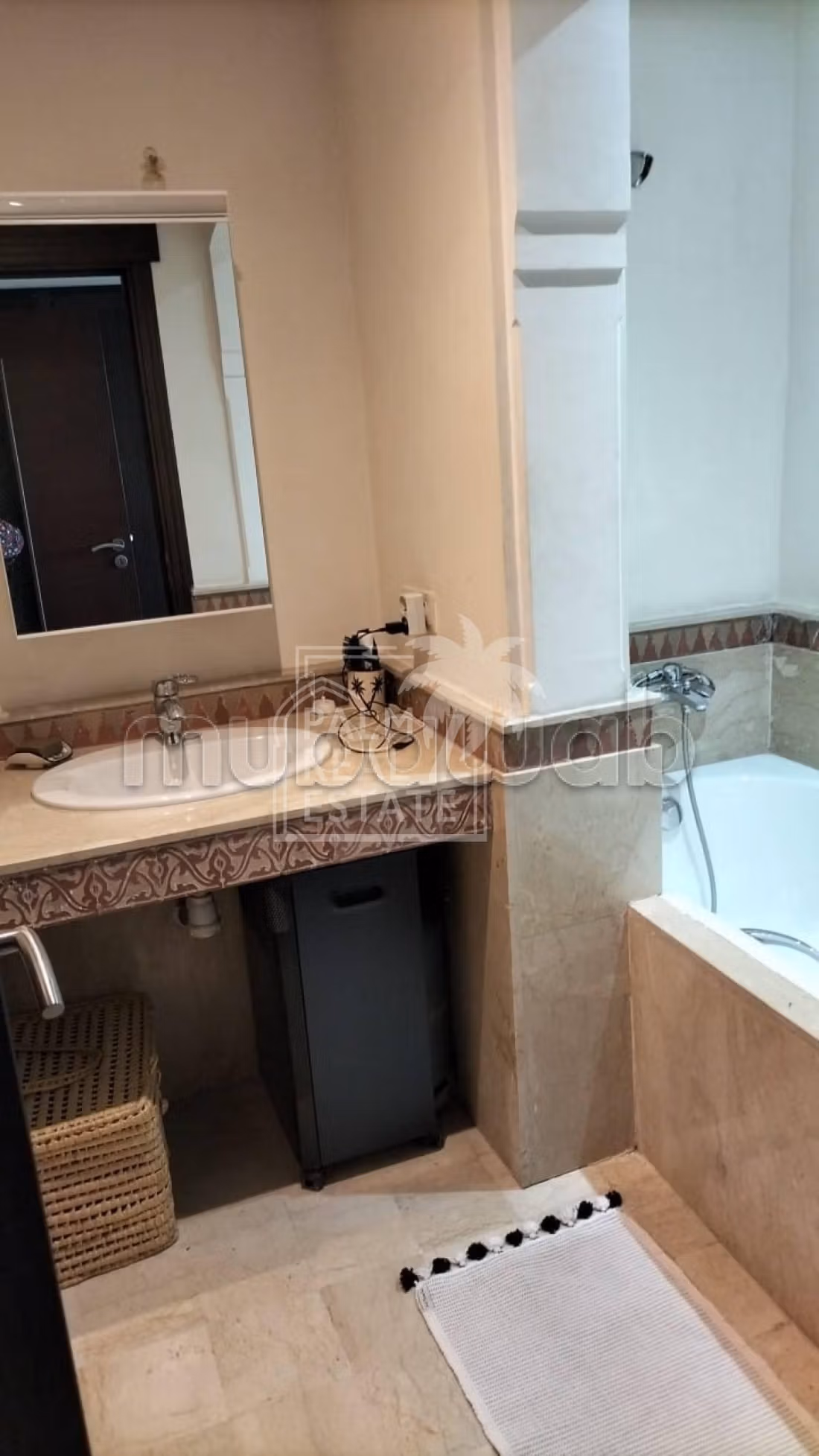 Appartamento da acquistare a Agdal. 2 camere. Terrazzo e giardino