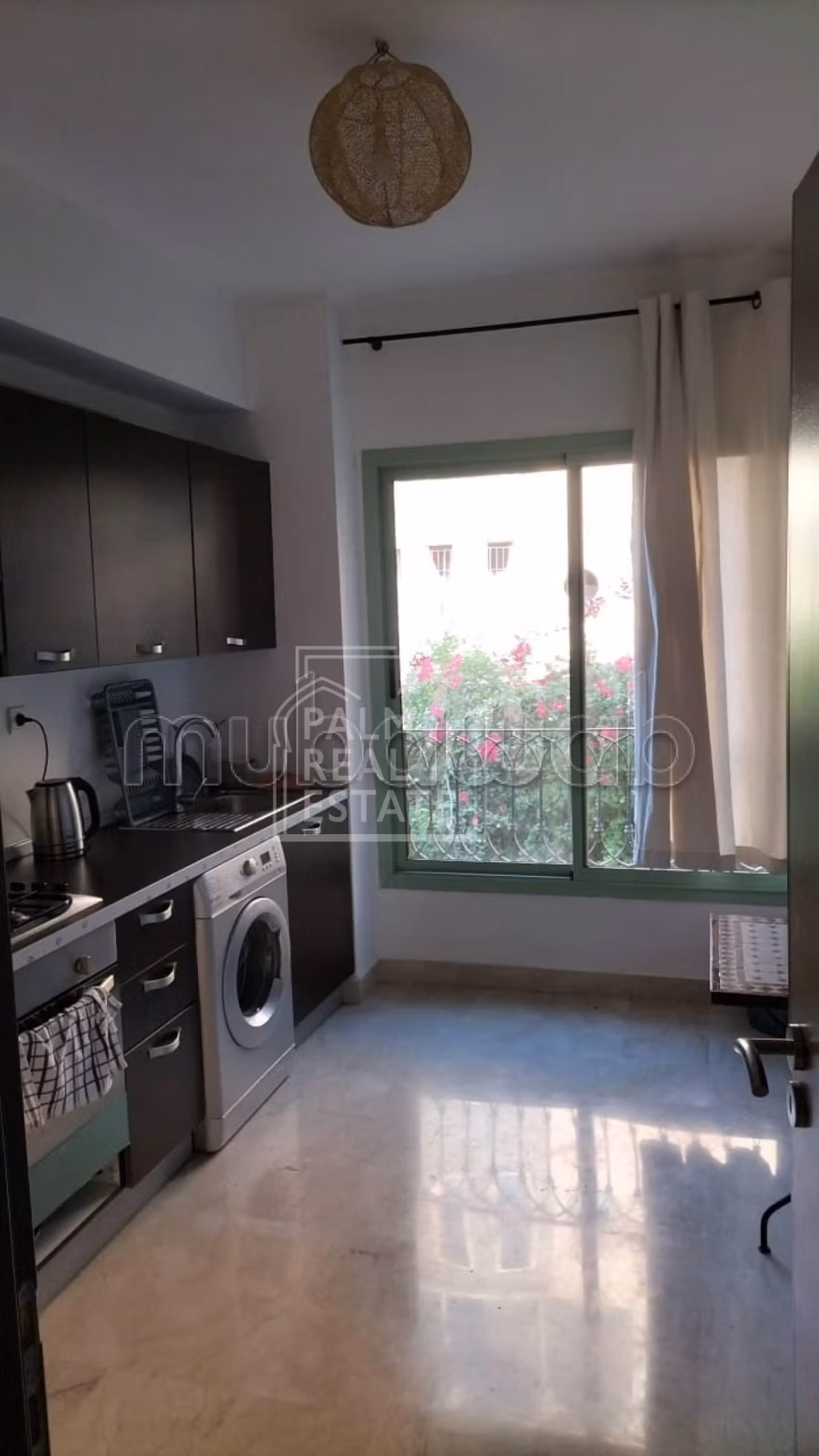 Appartamento da acquistare a Agdal. 2 camere. Terrazzo e giardino