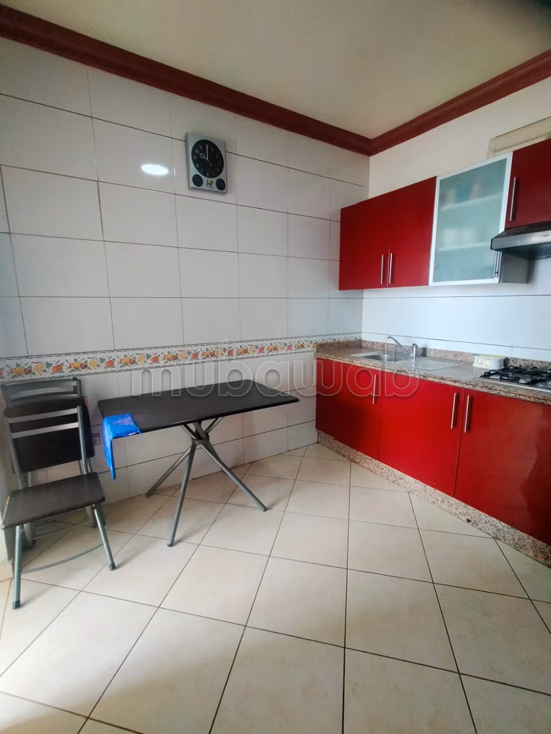Rent an apartment in Hay Mohammadi. Large area 80 m². Storage unit