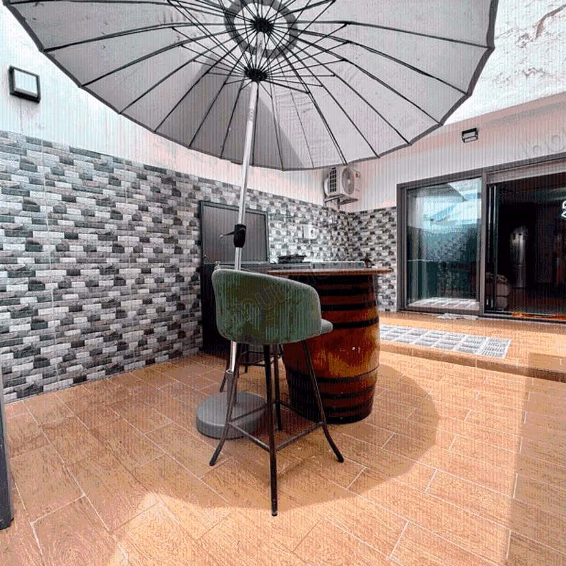Great apartment for rent in Bourgogne Est. 3 rooms. Storage unit