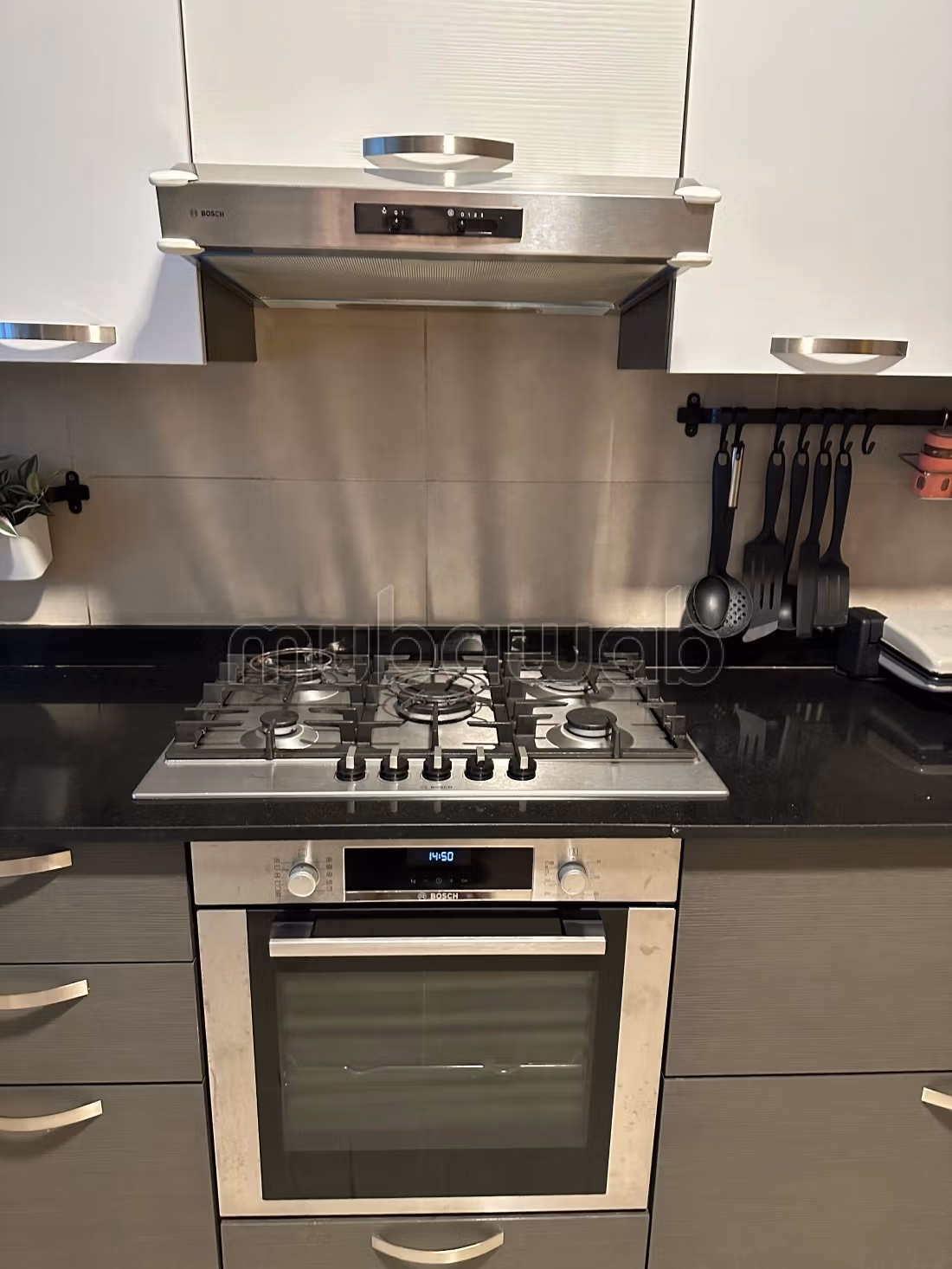 Appartement meublé de 3 chambres à prestigia