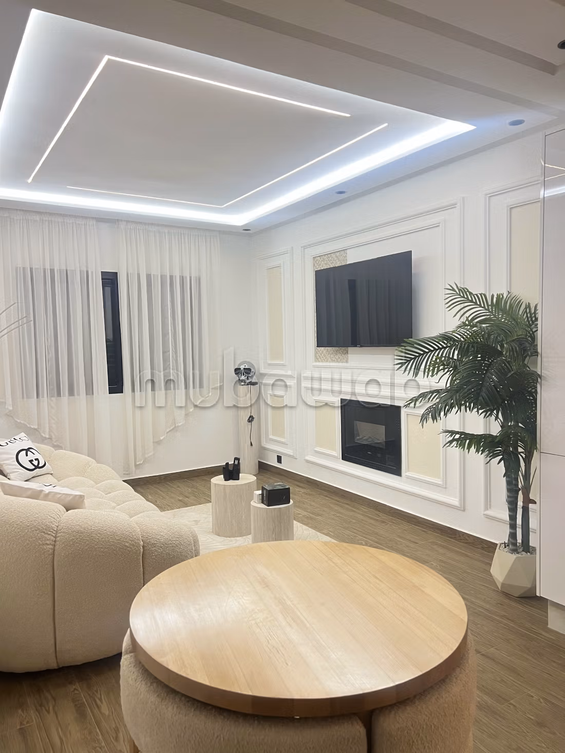 Superbe studio F2 meublé en plein centre