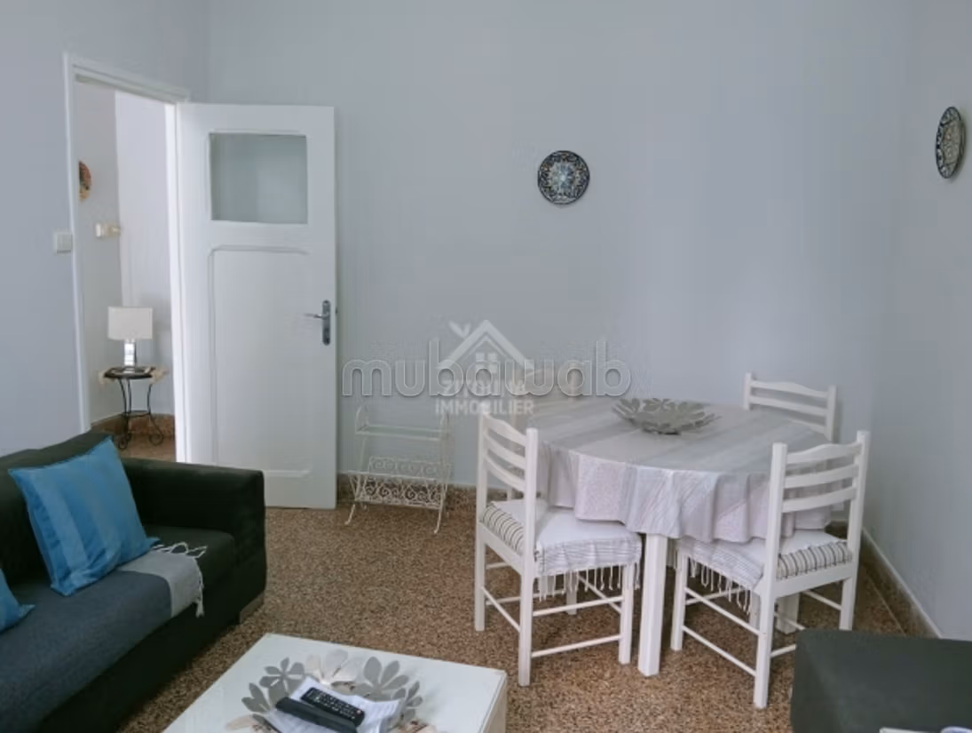 Rent your house in La Marsa. Small area 300 m². Attic