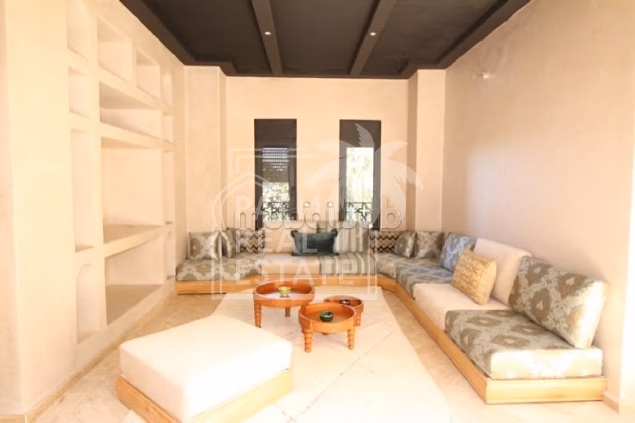 Villa Riad a vendre sur la route de fes