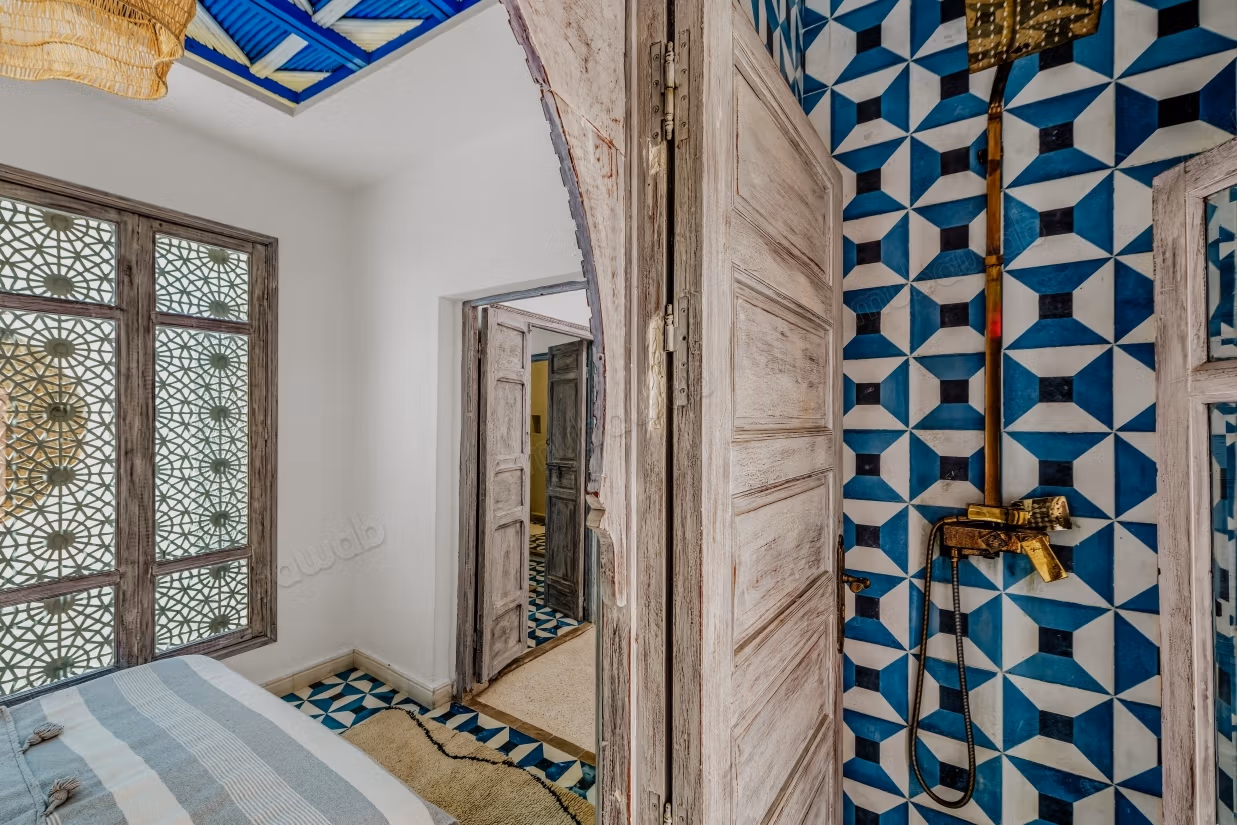 Superb riad for sale in Sidi Bou Amar. 4 large rooms. Fitted kitchen