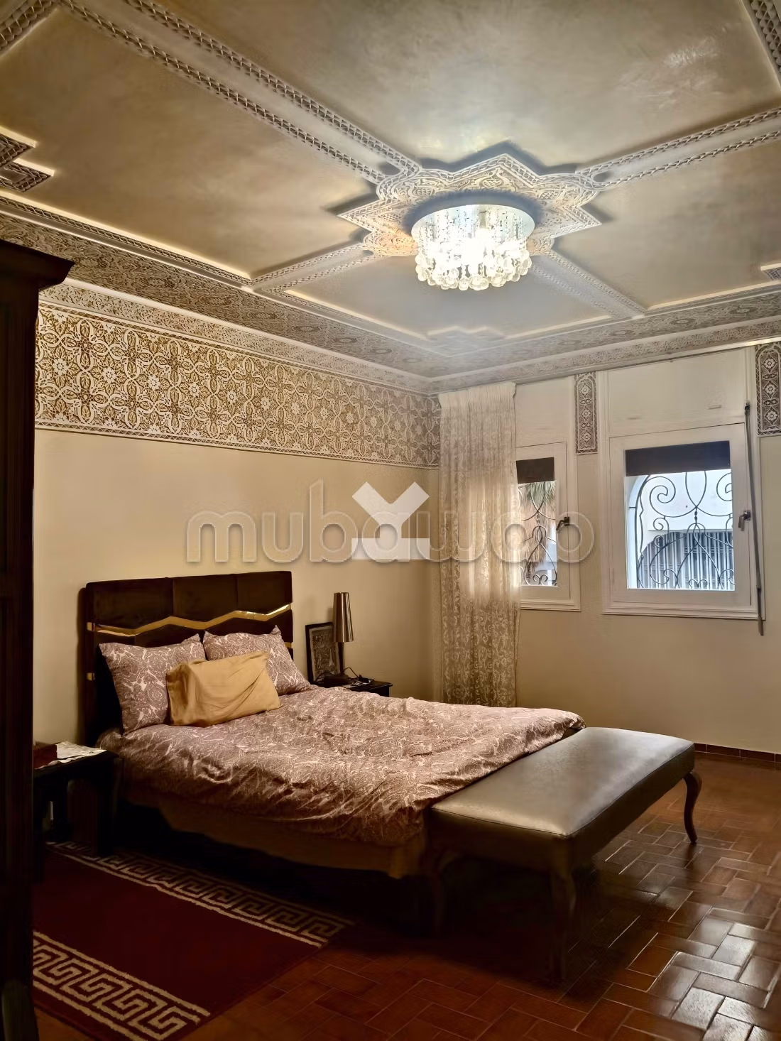 Apartment for sale in Les princesses. 6 rooms. Basement