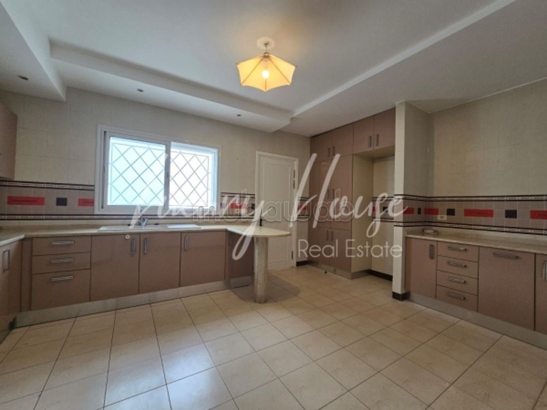 Villa S5 avec piscine à Gammarth