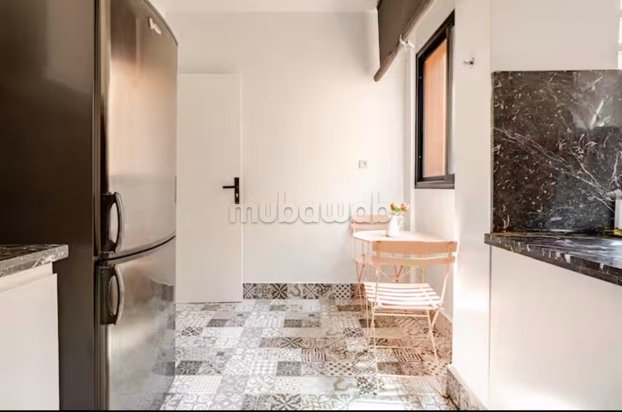 Flat for rent in Sidi Abbad. Area 90 m². Attic