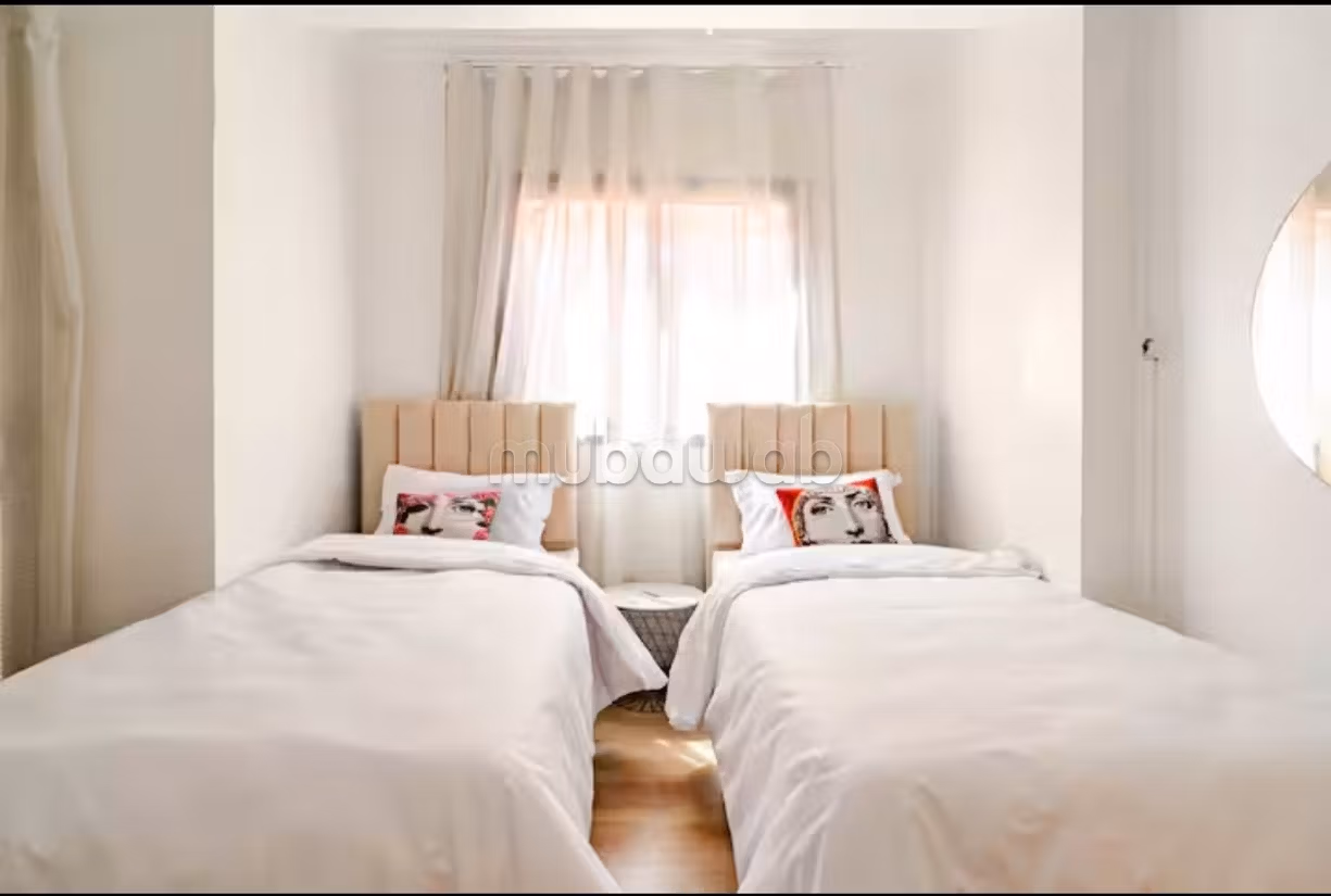 Flat for rent in Sidi Abbad. Area 90 m². Attic