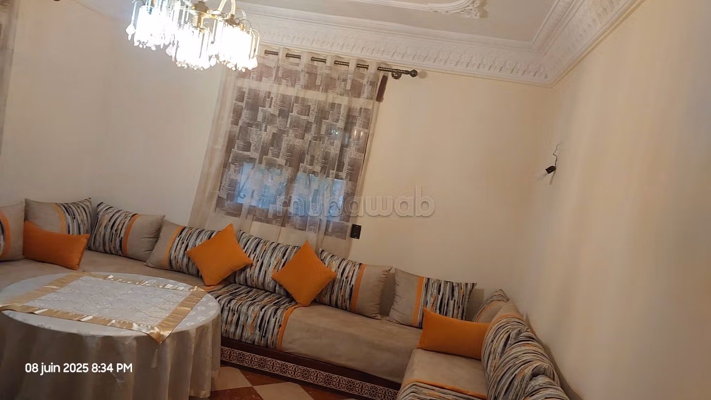 Villa's en luxe woningen om te kopen. 4 Ruimtes. Terras en garage
