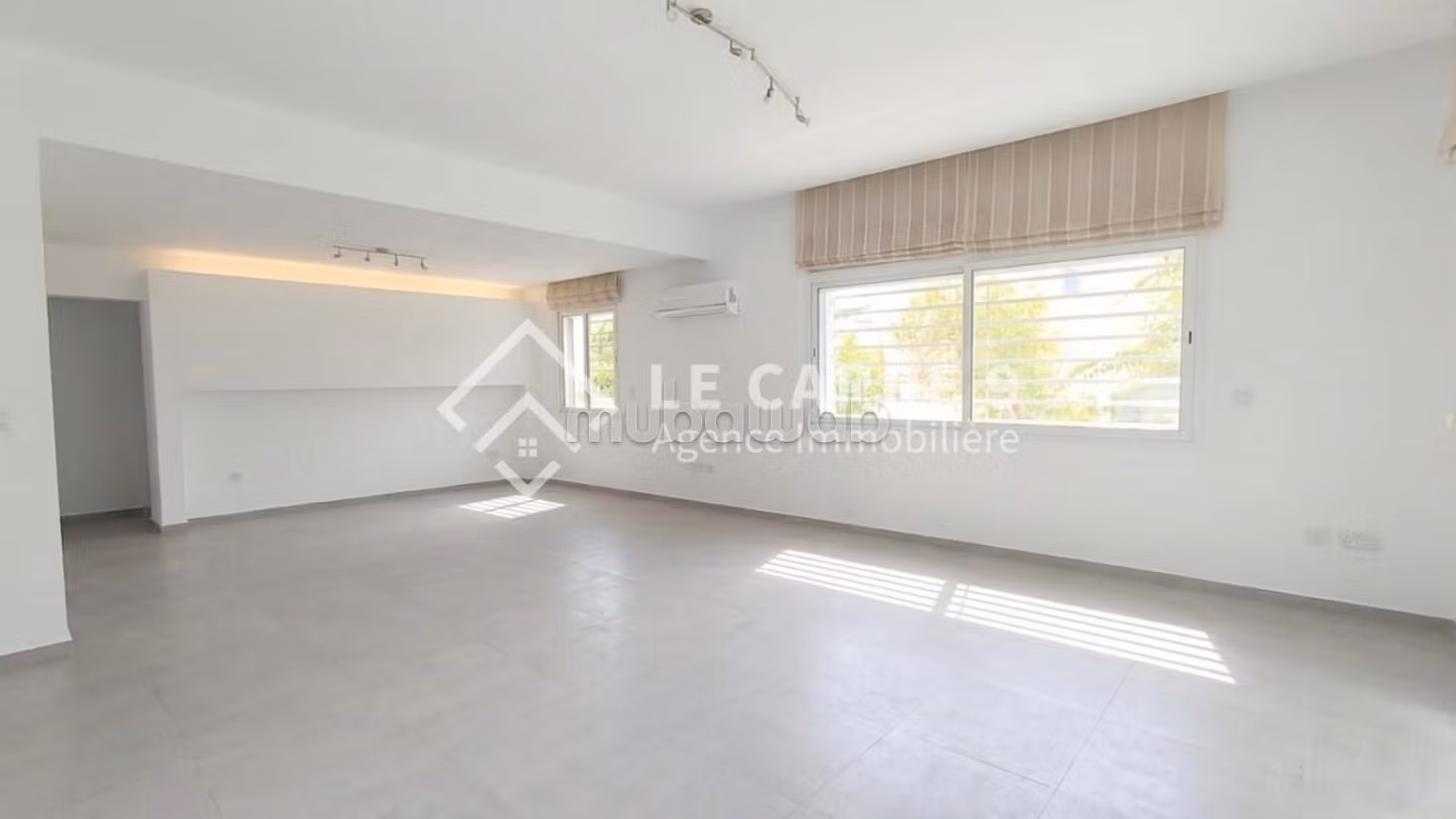 A louer une villa avec piscine au lac 2
