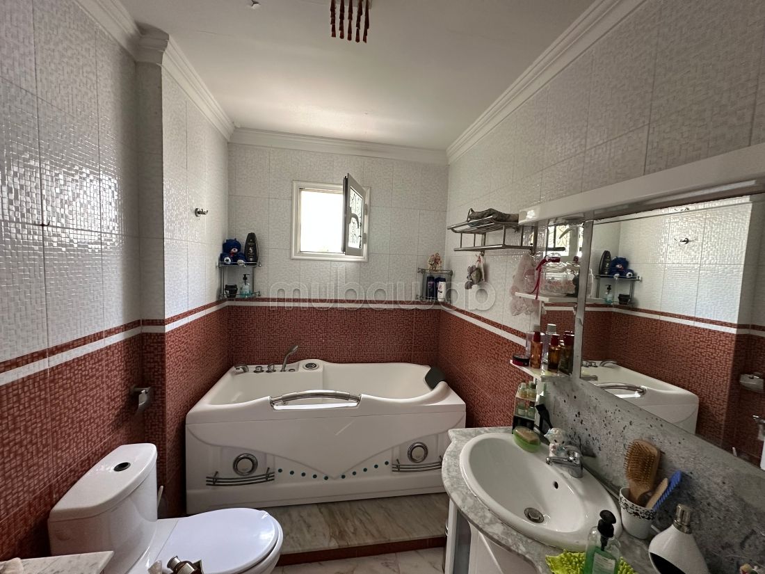 À Vendre un duplex à La Soukra