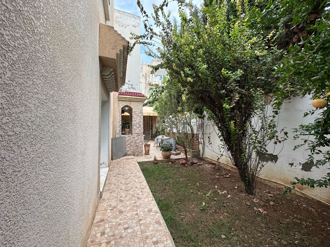 À Vendre un duplex à La Soukra