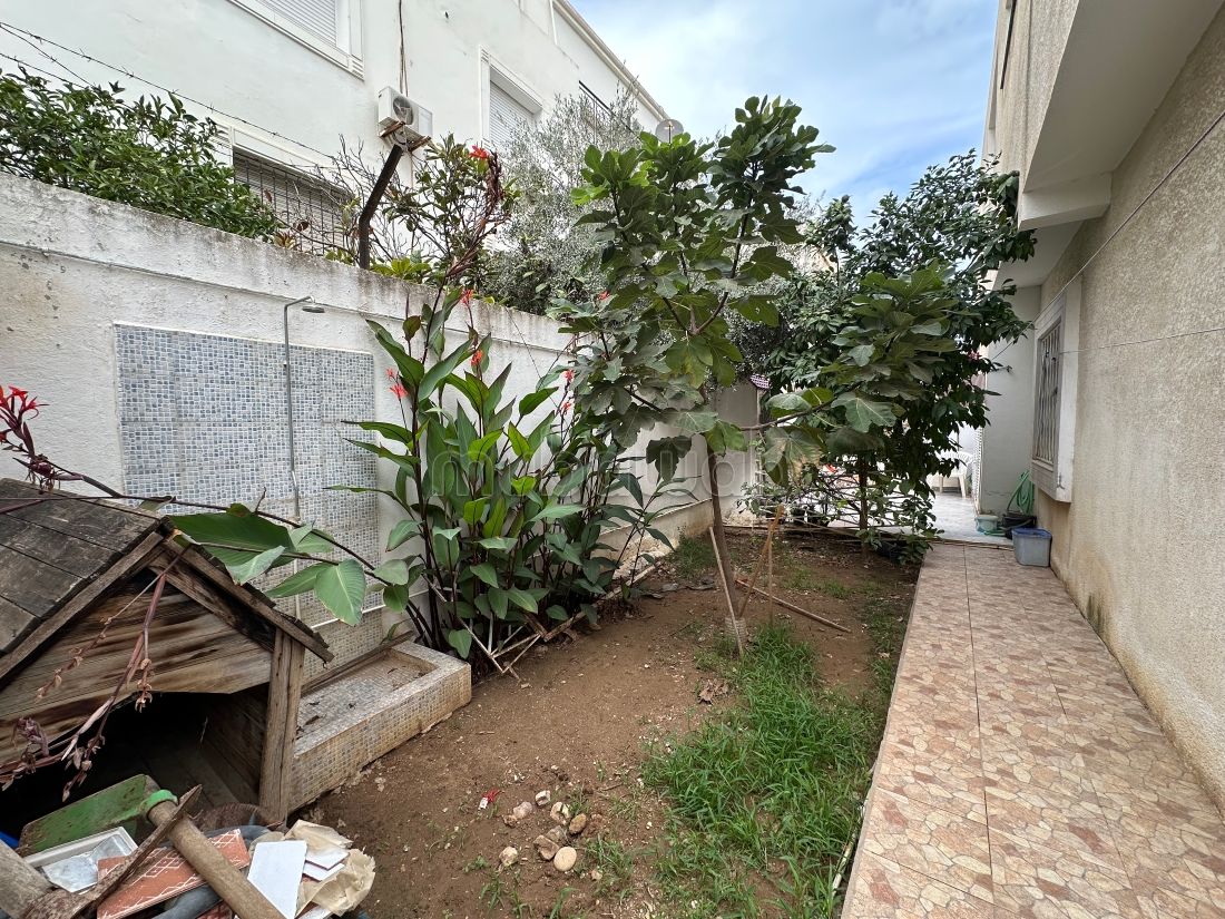 À Vendre un duplex à La Soukra