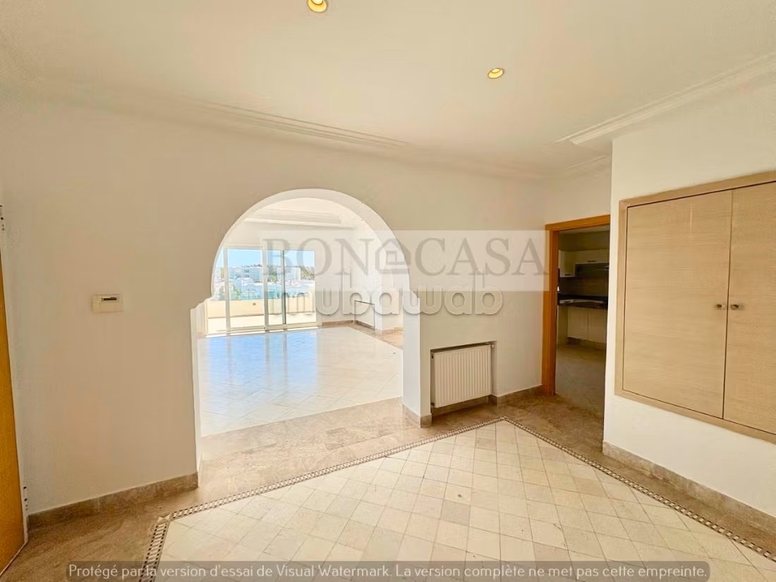 Apartment for rent in La Marsa. 1 room. Cellar