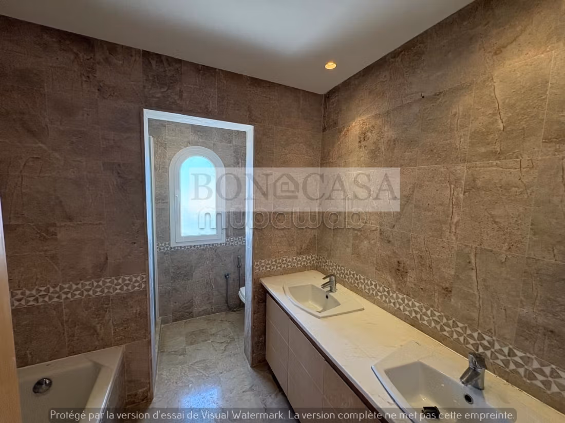 Apartment for rent in La Marsa. 1 room. Cellar