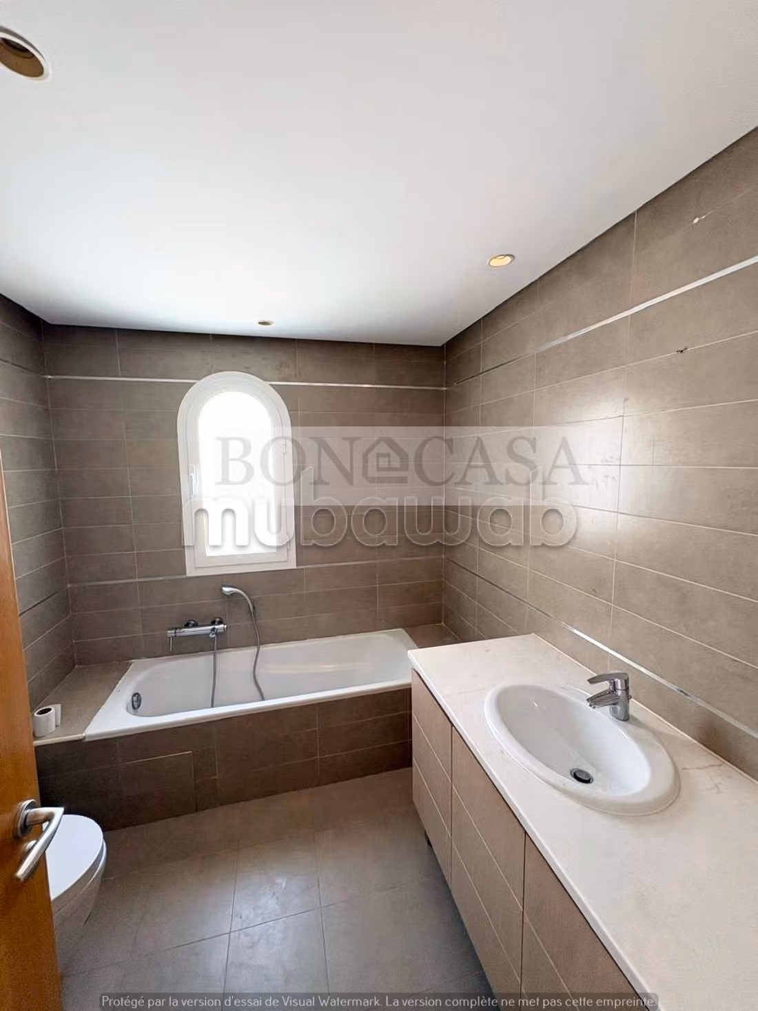Apartment for rent in La Marsa. 1 room. Cellar