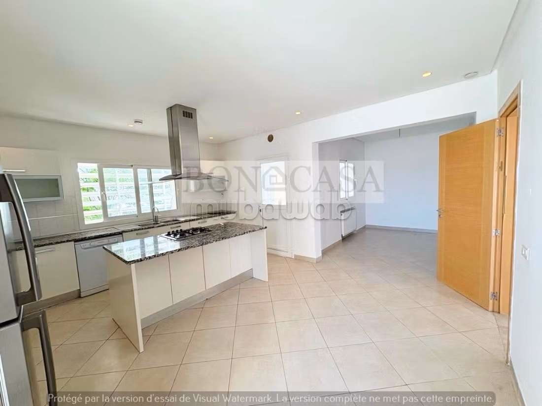Apartment for rent in La Marsa. 1 room. Cellar