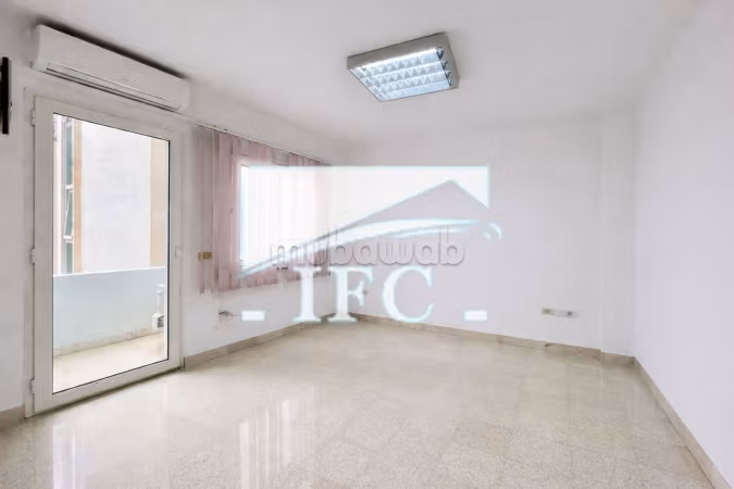 Offices for rent in Montplaisir. Area 100 m². Residence with caretaker, general air conditioning