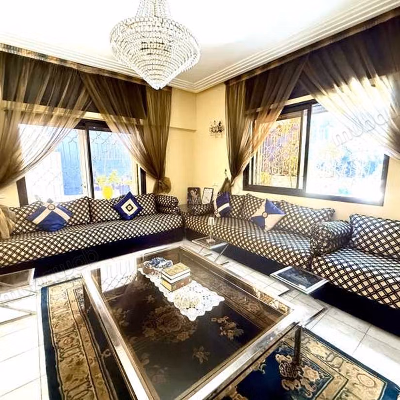 Sale of a lovely apartment in Maârif Extension. 4 beautiful rooms. Lift and terrace