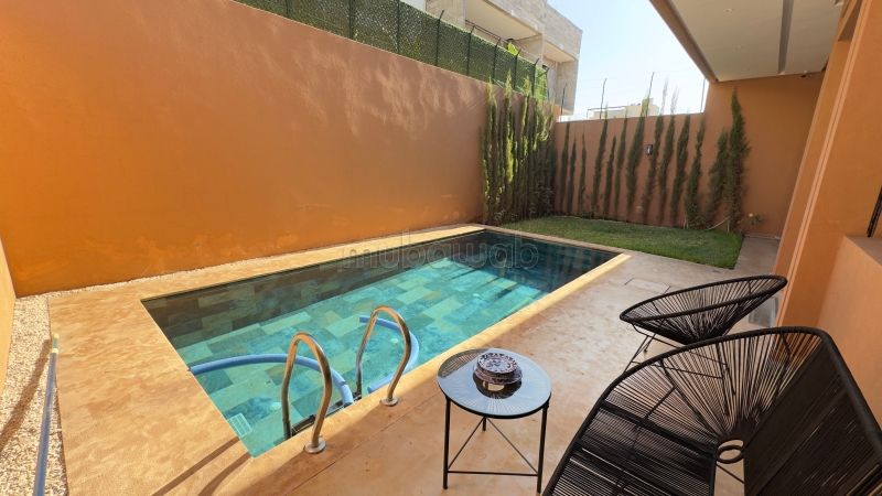 À vendre – Villa contemporaine récemment construite à Agdal, Marrakech