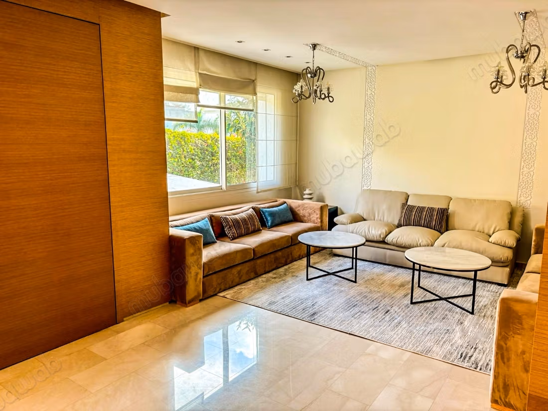 Apartment for rent in Souissi. 4 rooms. Attic