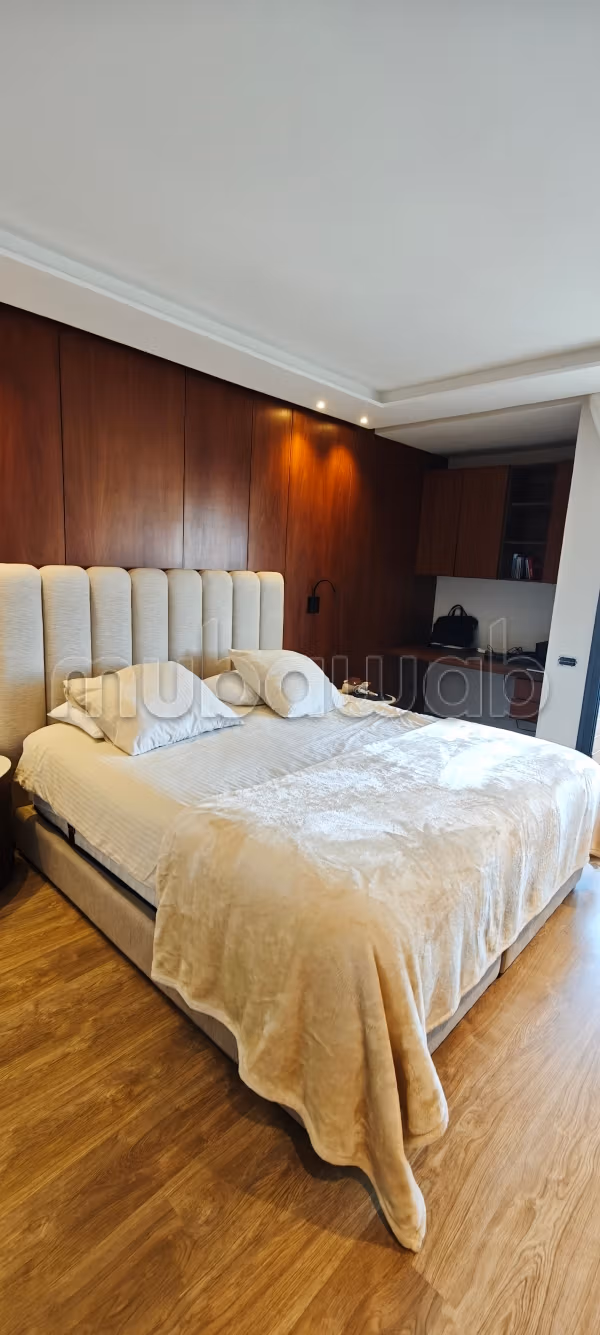 Splendido appartamento in affitto a Souissi. 4 camere da letto. Ammobiliato
