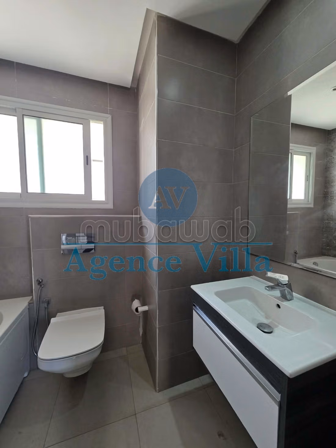 Un duplex s3 avec jardin à la soukra