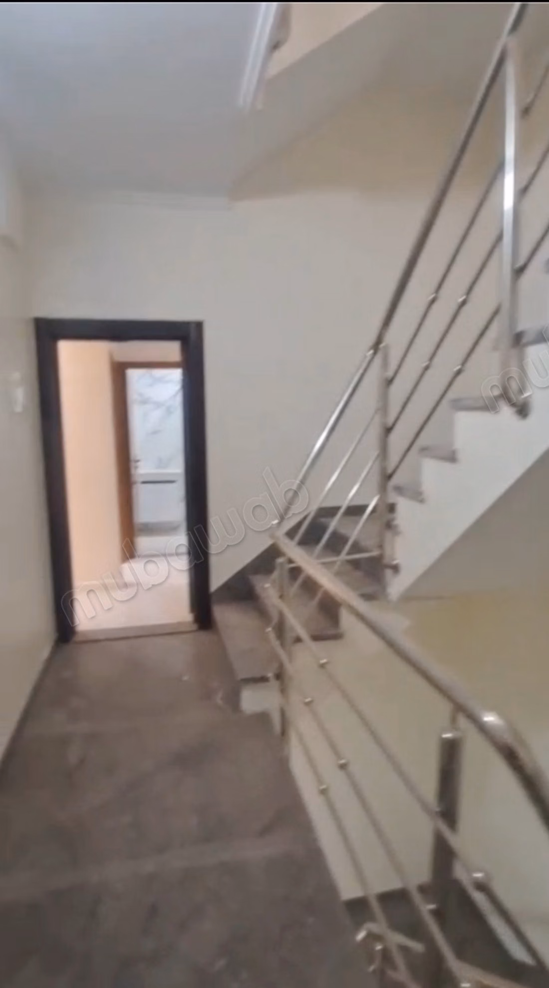 Bonito piso en venta en Hay Mohammadi. 3 habitaciones grandes
